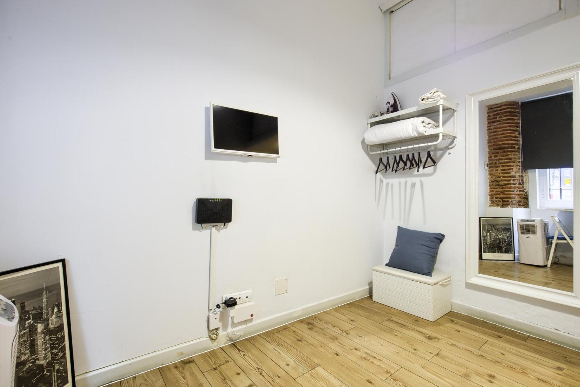 Intimo Estudio En Madrid, Centro, 2Pax, Wifi & Tv Exteriér fotografie