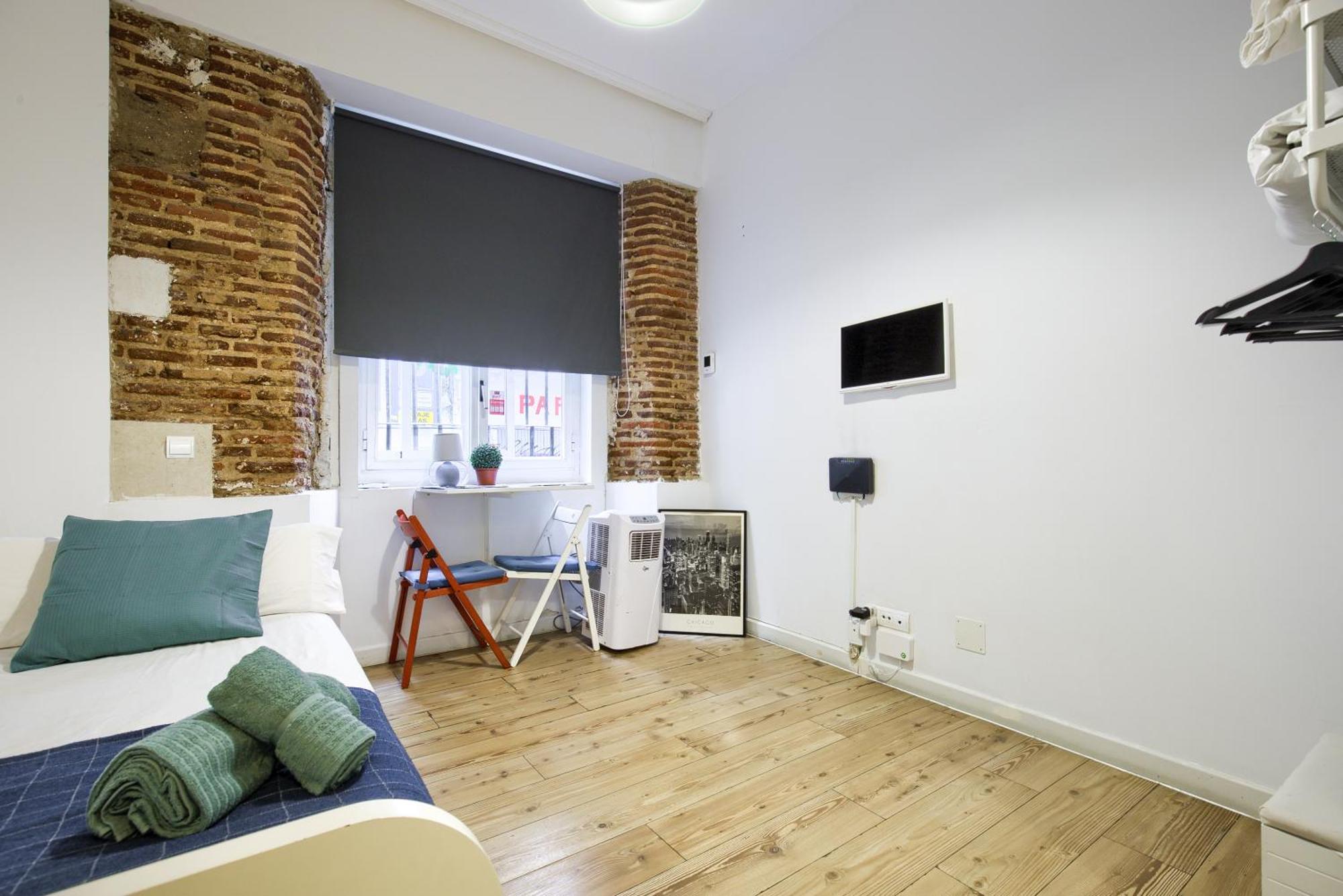 Intimo Estudio En Madrid, Centro, 2Pax, Wifi & Tv Exteriér fotografie