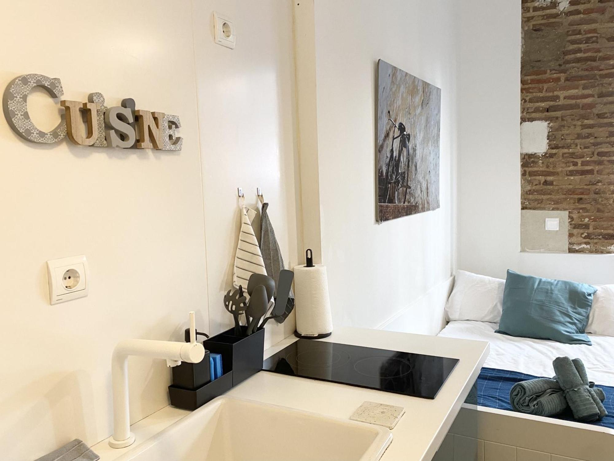 Intimo Estudio En Madrid, Centro, 2Pax, Wifi & Tv Exteriér fotografie