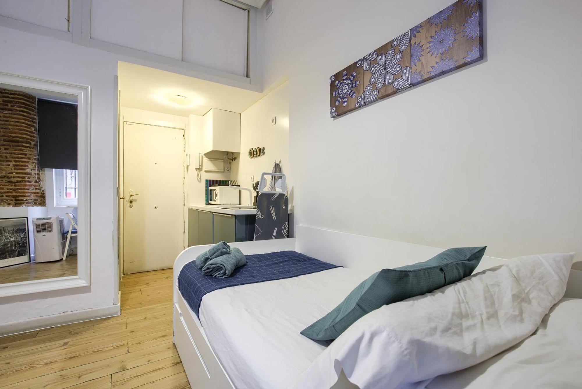Intimo Estudio En Madrid, Centro, 2Pax, Wifi & Tv Exteriér fotografie